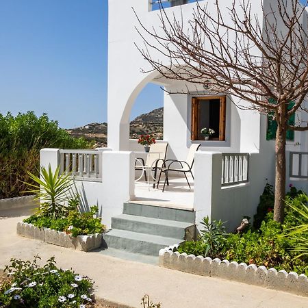 Perama Hotel, Karpathos アモピ エクステリア 写真