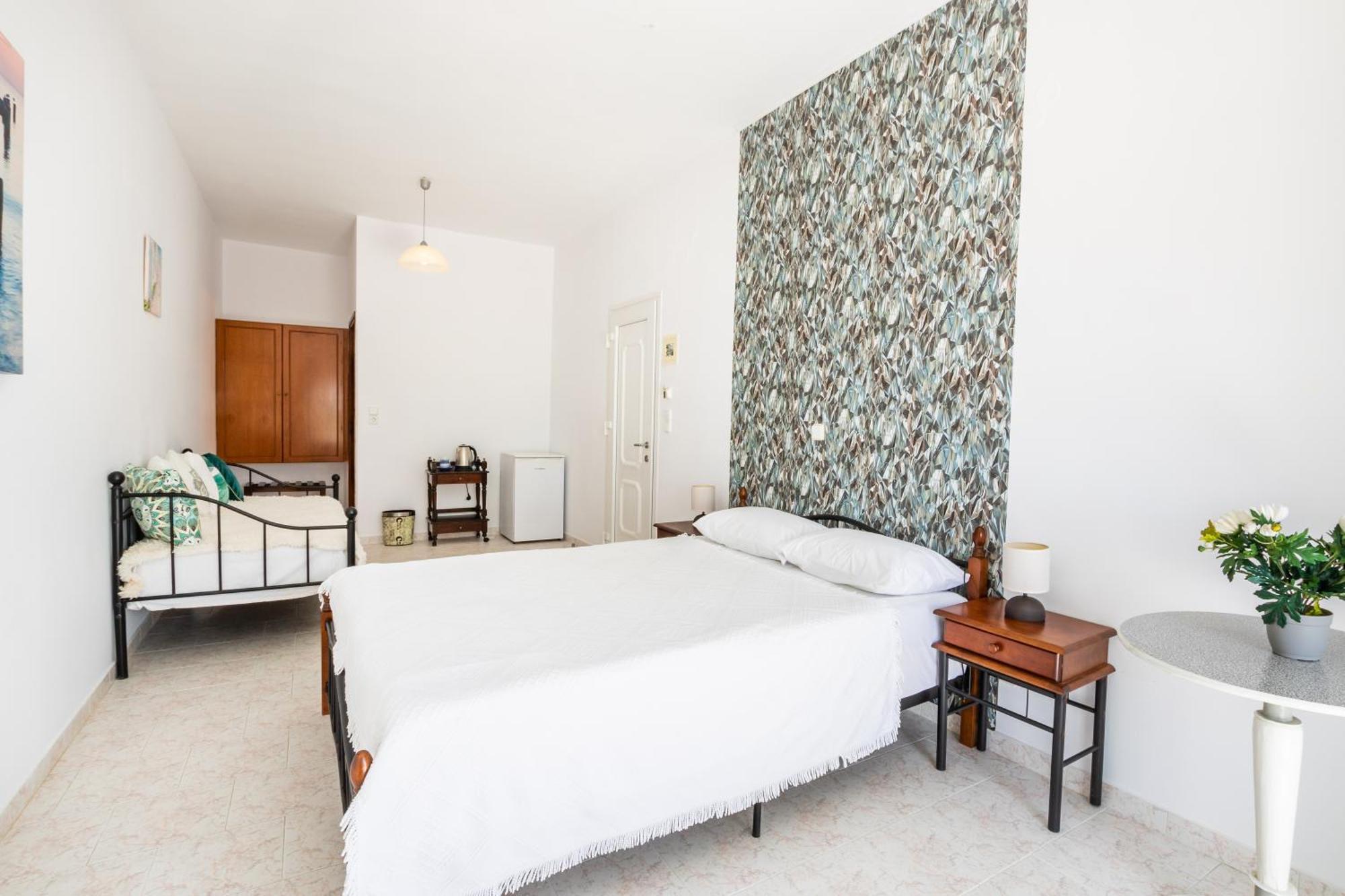 Perama Hotel, Karpathos アモピ エクステリア 写真