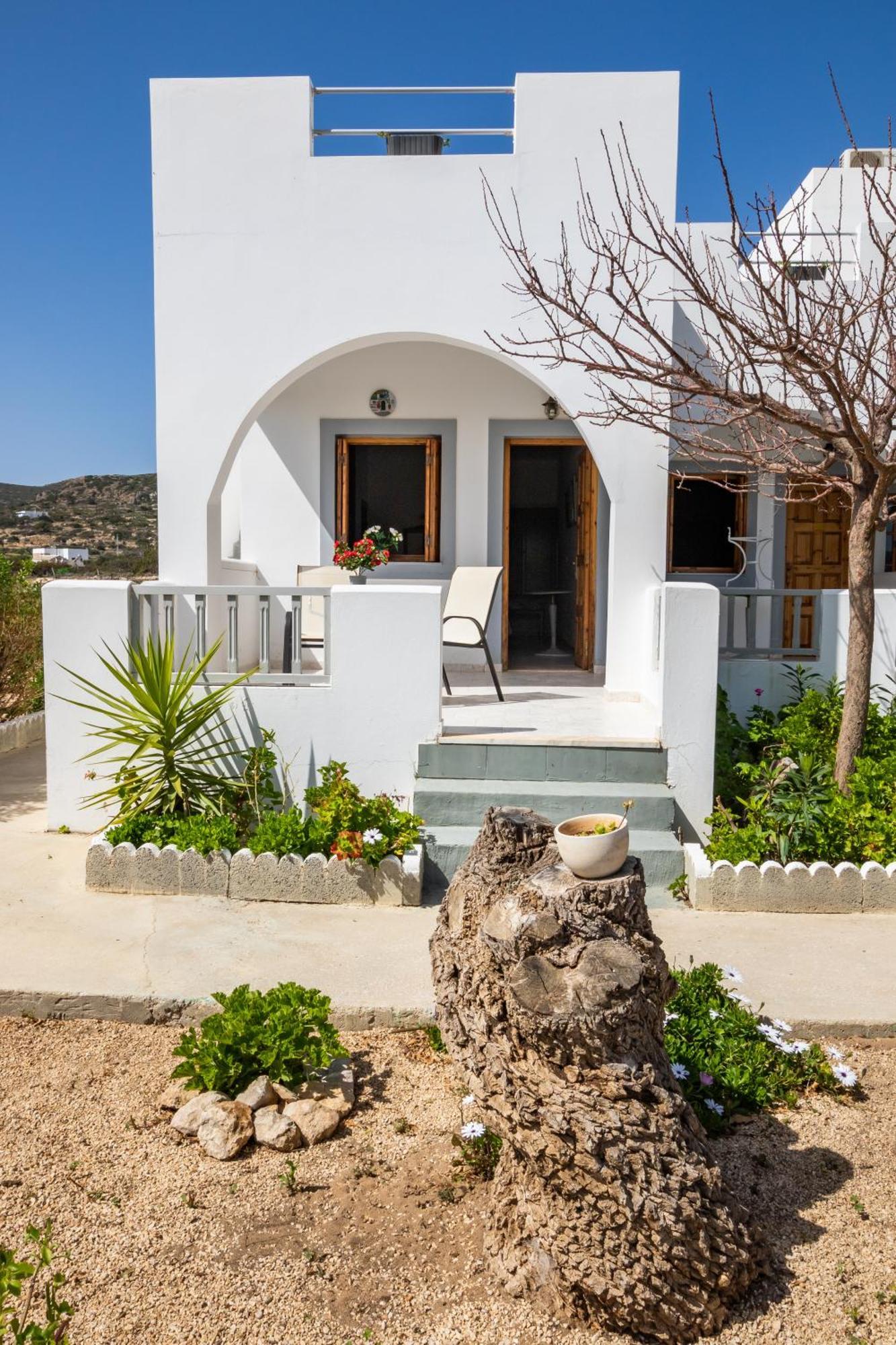 Perama Hotel, Karpathos アモピ エクステリア 写真